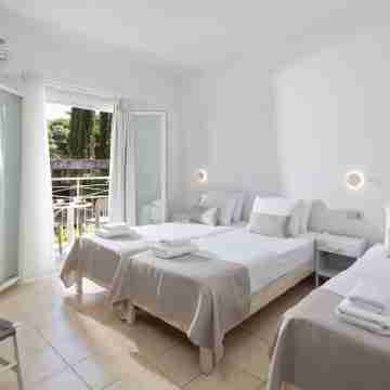 Bella Vista Beach Hotel Rooms