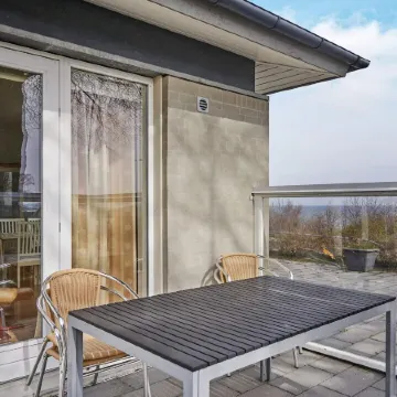 Scenic Seaside Retreat in Sandkas by Traum