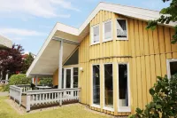 Skandinavisches Ferienhaus in Mirow - Pools