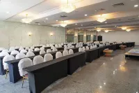 Ritz Plaza Hotel