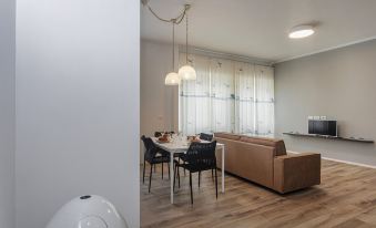 Quinto Modern Flat by Wonderful Italy