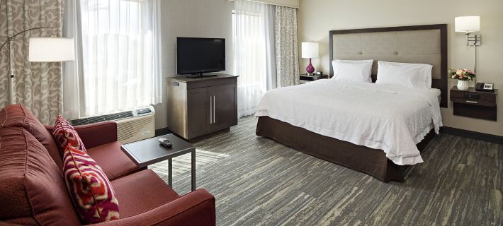 Hampton Inn & Suites Palm Desert Hotels in Palm Desert