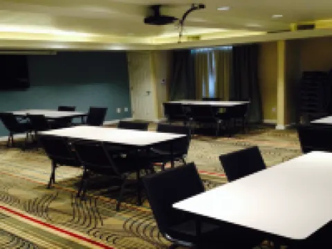 ホリデイ イン エクスプレス ベーカーズフィールド by IHG ベーカーズフィールドのホテル