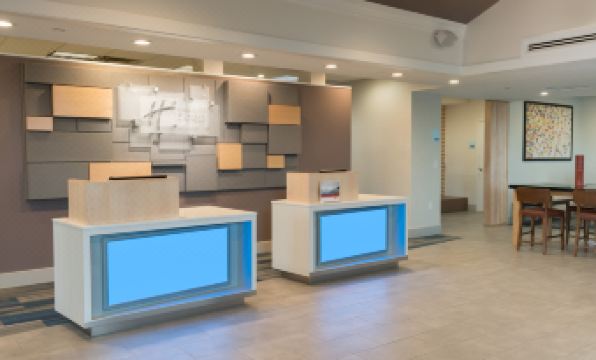 Holiday Inn Express & Suites SPRINGFIELD by IHG