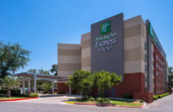 Holiday Inn Express & Suites SAN ANTONIO MEDICAL-SIX FLAGS by IHG