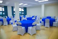 The Dalton Grand Hotel Hotels in Sagana