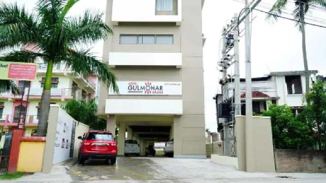 Hotel Gulmohar Grand