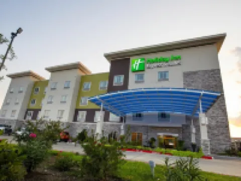 Holiday Inn Express & Suites PASADENA HOUSTON SOUTHEAST by IHG Hotels in Pasadena