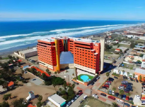 Hotel Corona Plaza Hotels near La Feria de Reforma en Rosarito
