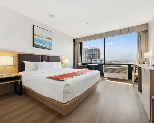 Ramada by Wyndham Flushing Queens Hotels near Flushing Meadows