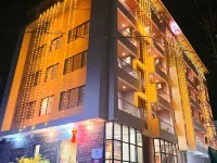 Hotel Aaradhya Crown Hotels in Sindhudurg