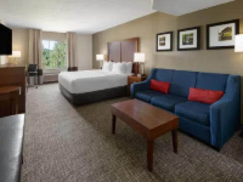 Wingate by Wyndham Grove City スプリングフィールドのホテル