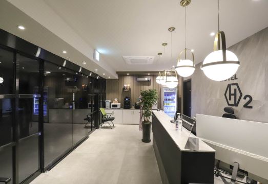 H2 호텔 객실