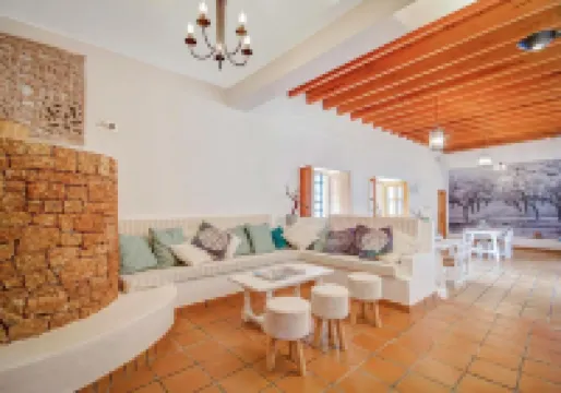 Villa Can Sunyer 5 Bedroom Villa with Views of Las Salines.