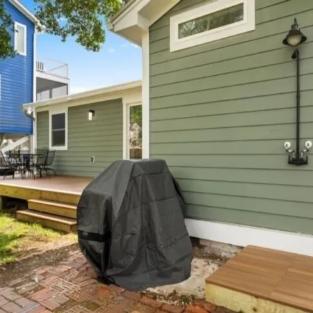 Lil Pearl 2 Bedroom Bungalow by RedAwning
