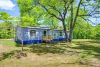 4 Mi to Bennett Spring SP: Dog-friendly Home! - 2-Star