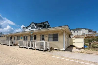 Oceanside Court by Kees Vacations Hotels near Full Throttle Speedway