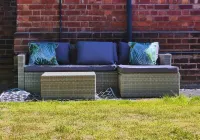 Cosy 2BR House on Quiet Street Hotels in Daybrook