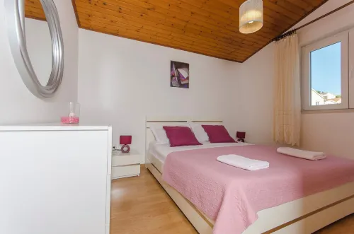 Apartment Mira - Beach