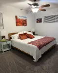 Good Life on Elm - 4 BR Home Near Lake Powell + Boat Parking