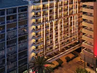 Skylark, Aluma Hotels & Resorts Hotels near Omonoia