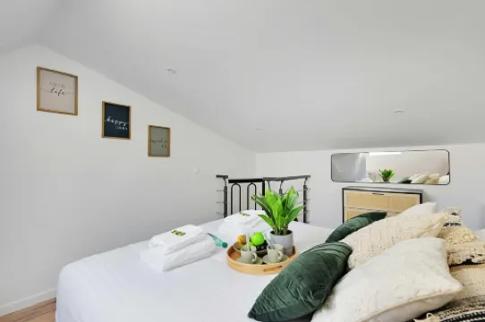 Charming studio - 1BR/4P- Next to Paris