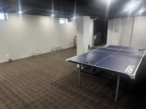 Historic 1867 Fox Mansion: Chef’s Kitchen, A/C, across from the swimming Quarry ラシーンのホテル