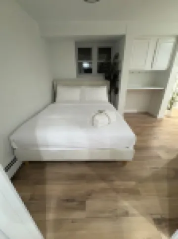 Luxe 1BR Oasis - Prime NY Stay Hotels in Yonkers