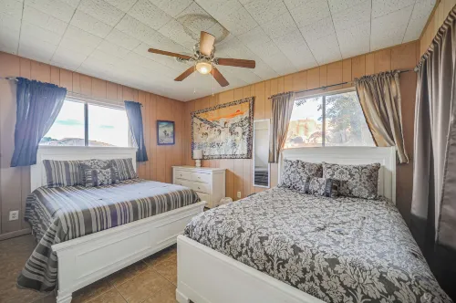 Rustic & Western House on Lake - Swim & Fish! - Pet friendly