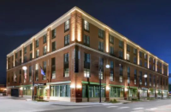 Courtyard Manhattan Aggieville