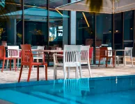 Crowne Plaza DAR ES SALAAM by IHG - piscina