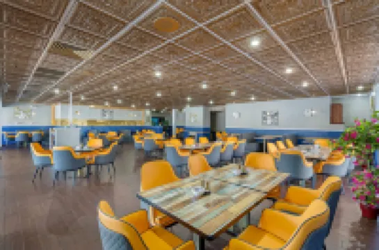 Quality Inn & Suites Conference Center