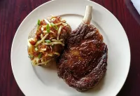 Cozy King Suite / Smart TVs / Self Check-in / Free Parking & Wi-Fi