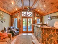 Village Inn - Blowing Rock Hotels in Blowing Rock