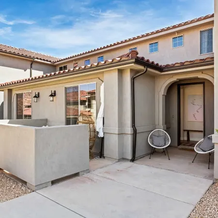 Magnolia Lane Townhouse