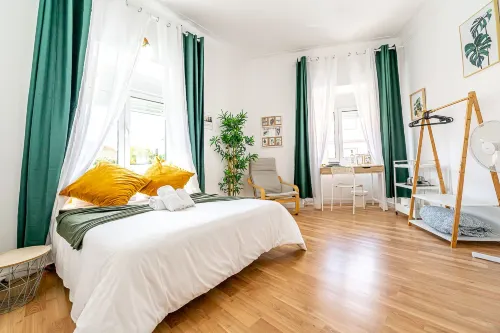 April Square Guesthouse by Lisbon with Sintra - 3-Star