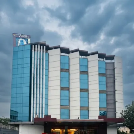 Hotel Ravisha Continental