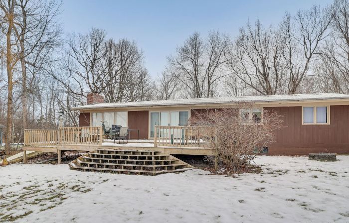 Lakefront Escape: Waterfront Lake Champlain Home