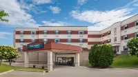 Royle Hotel Milwaukee Airport