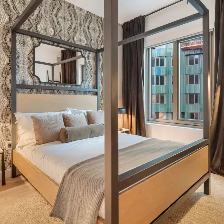 Lux Jr 1Br with Gym | Downtown at Harvard