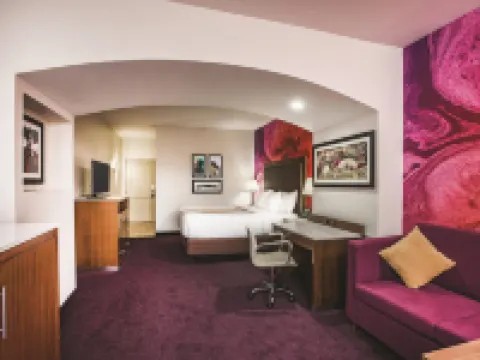 La Quinta Inn & Suites by Wyndham Chambersburg Hotels in Chambersburg