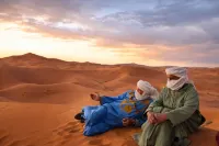 La Vallee des Dunes - Auberge, Bivouacs and Excursions