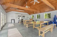 The Heights - Mountain Views, Hot Tub, Pool 10 Bedroom Home