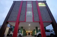 Townhouse Oak near Stasiun Purwosari for