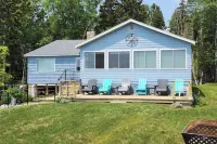 Walk to Pigeon Hill Bay: Coastal Maine Cottage - Wifi