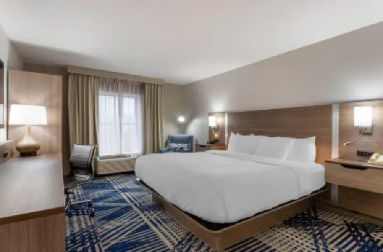 Comfort Inn & Suites Hot Springs Midtown Hôtels à : 