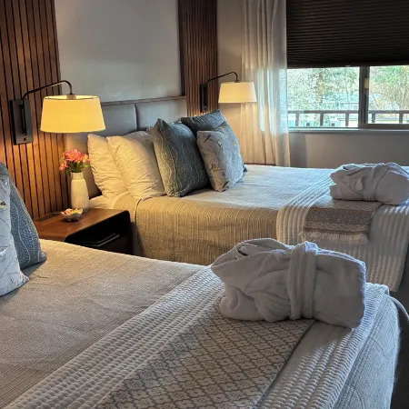 Discovery Inn