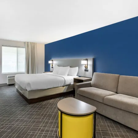 Comfort Inn & Suites Glenwood Springs on the River