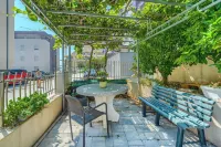 Comfortable apartments Obad, 4 min walk to Znjan beach - 2-Star