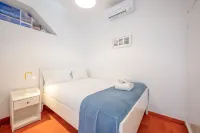 Charming Haven on the Portuguese Riviera - 2-Star